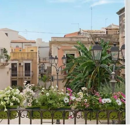 Le Tre Muse Villa Сиракуза Екстериор снимка