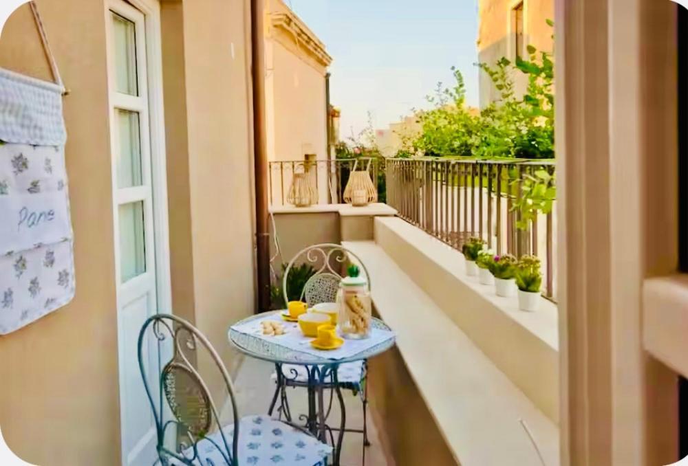 Le Tre Muse Villa Сиракуза Екстериор снимка