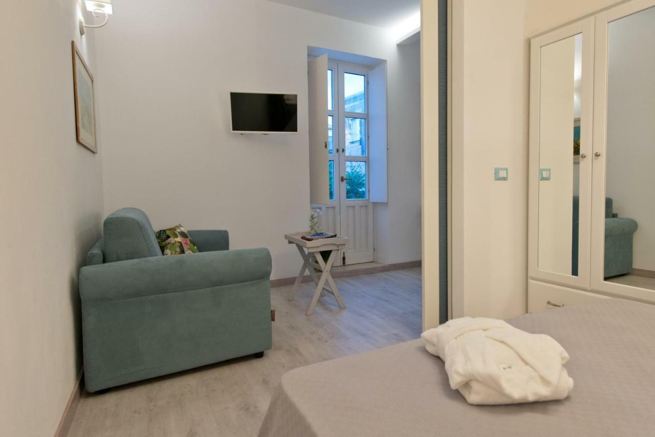 Le Tre Muse Villa Сиракуза Екстериор снимка